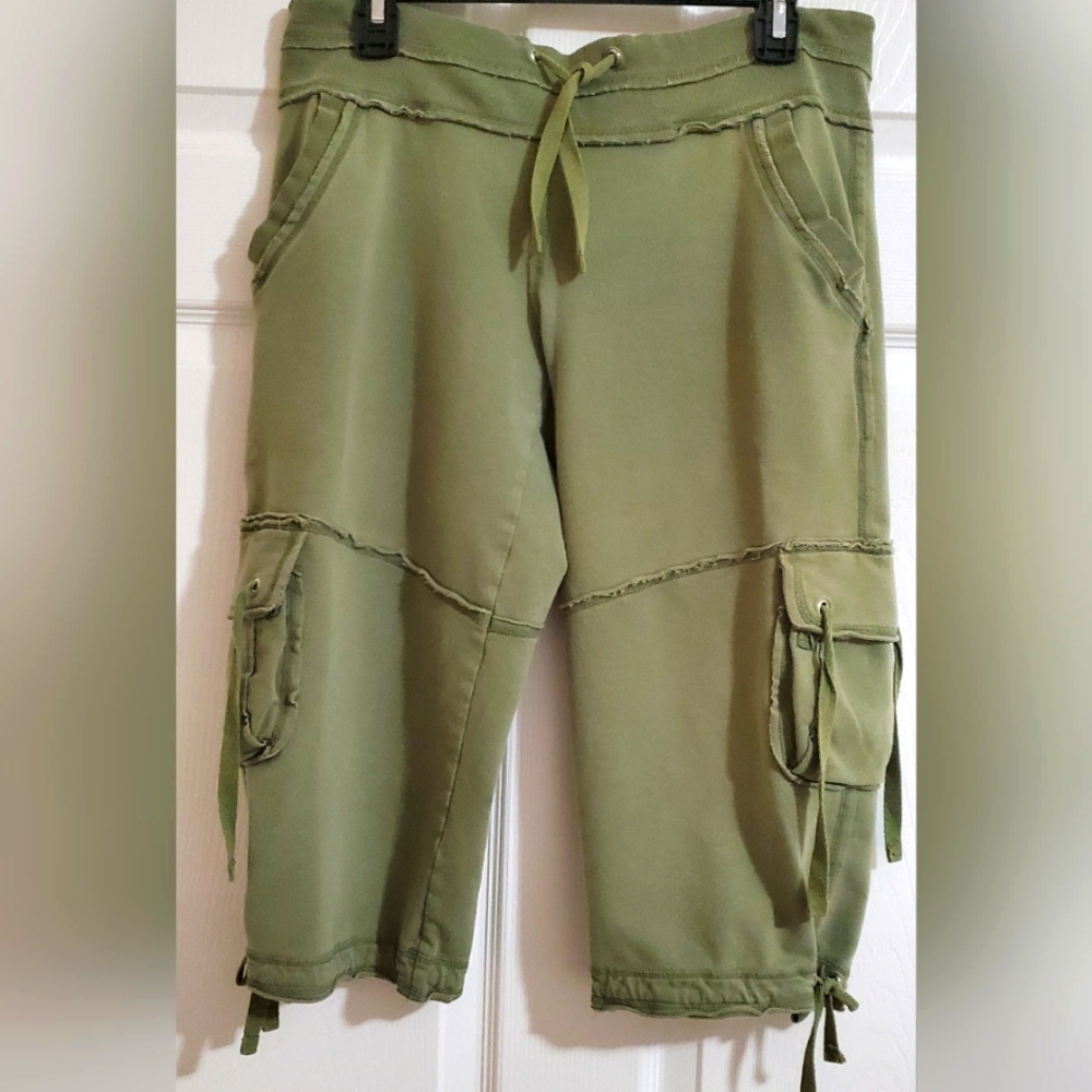 Bcg Cargo Pants. Size M